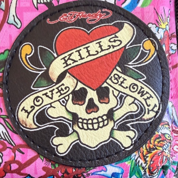 Ed Hardy Pink Tattoo Print Zip Around Wallet Love Kills Slowly Skull Tiger - Picture 4 of 10